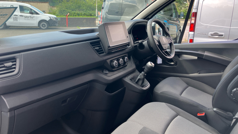Renault Trafic Swb Diesel SL30 Blue dCi 130 Advance [Safety] Van